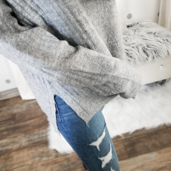 S🅾️LD OUT - Picture 6 of 11